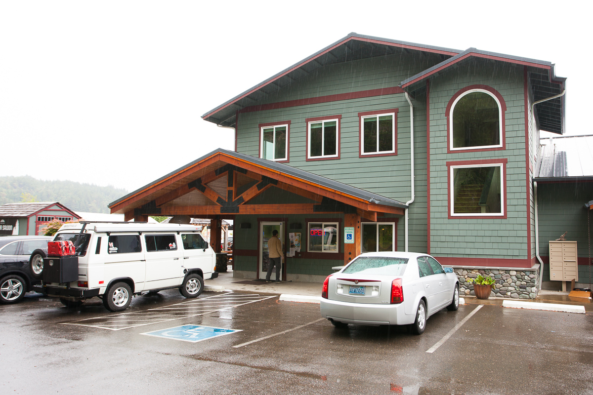 Hama Hama Oysters Farm Store is located in Lilliwaup, Washington.
