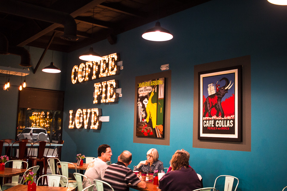 proud pie dining area