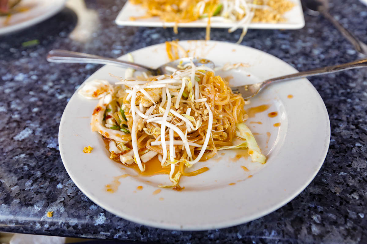 Pad Thai Chicken bean sprouts